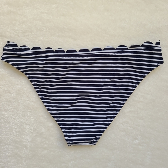 NWT Navy Striped Scalloped Cupshe Bikini - Picture 10 of 11